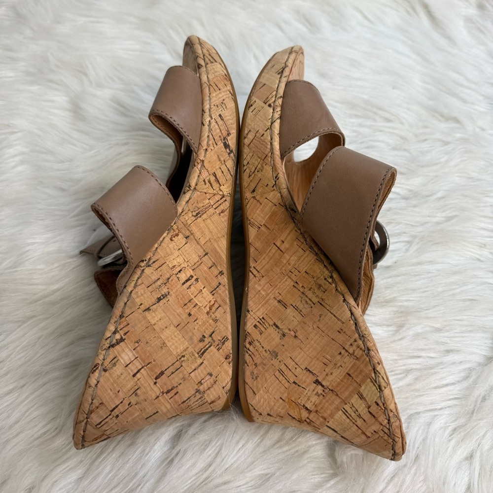 Born Brown Adjustable Strap Sandals - image 6